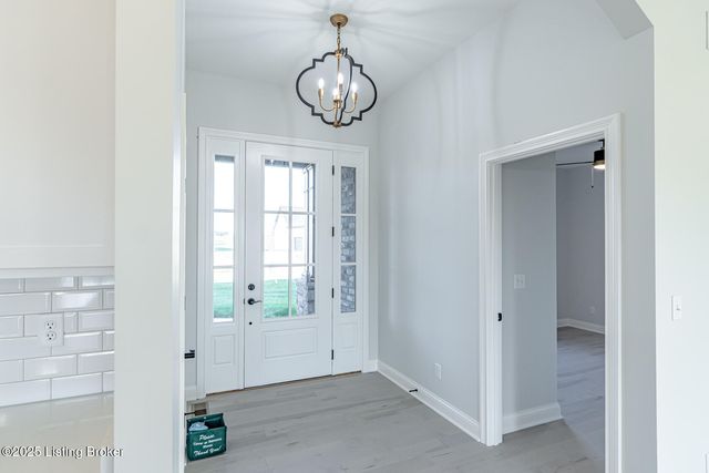 119 Dalton Dr, Fisherville, KY 40023