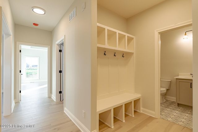 119 Dalton Dr, Fisherville, KY 40023