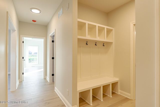 119 Dalton Dr, Fisherville, KY 40023