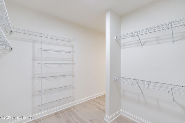 119 Dalton Dr, Fisherville, KY 40023