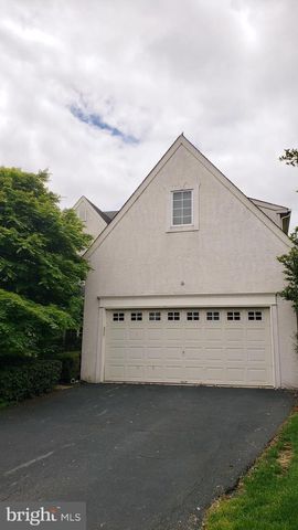 14 HAYWORTH CIR, Exton, PA 19341