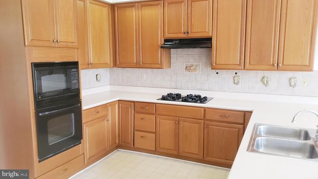 14 HAYWORTH CIR, Exton, PA 19341