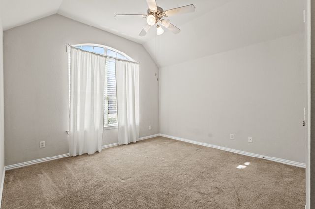 311 Park Crest Avenue, Euless, TX 76039