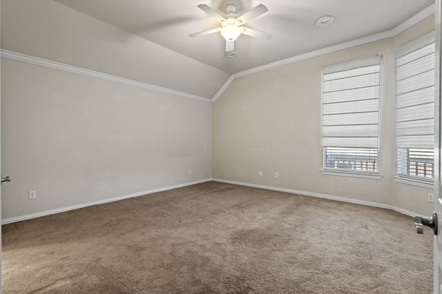 311 Park Crest Avenue, Euless, TX 76039