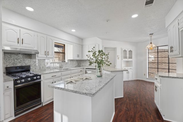 445 Brookfield Drive, Garland, TX 75040