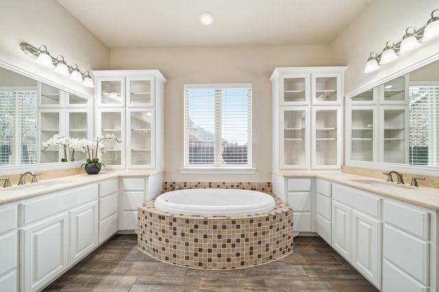 4210 Moss Cove Court, Sugar Land, TX 77479