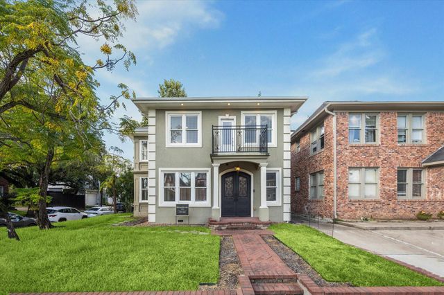 1220 W Gray Street, Houston, TX 77019