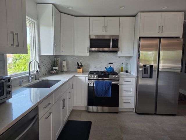255 Franklin Boulevard Upper, Long Beach, NY 11561