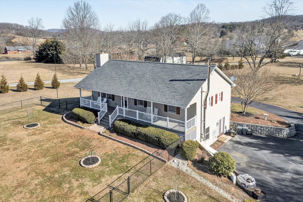 1160 Sandy Level RD, Goodview, VA 24095