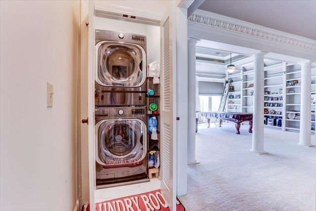 9141 FOREST BEND CT, Germantown, TN 38138