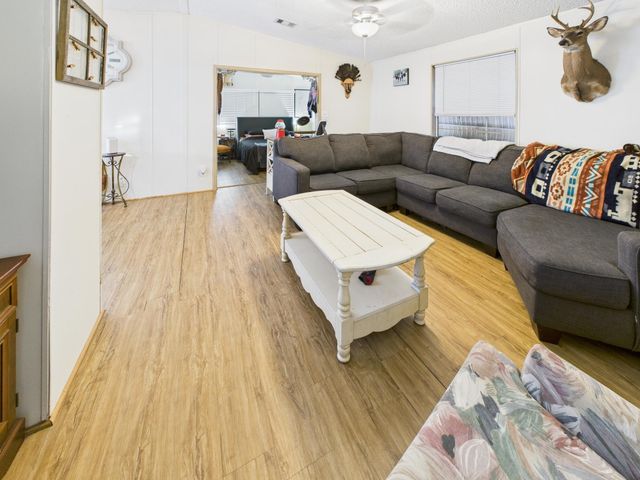 102 NE 8th Avenue, Okeechobee, FL 34972