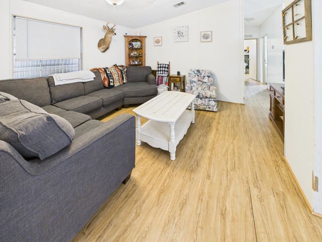 102 NE 8th Avenue, Okeechobee, FL 34972