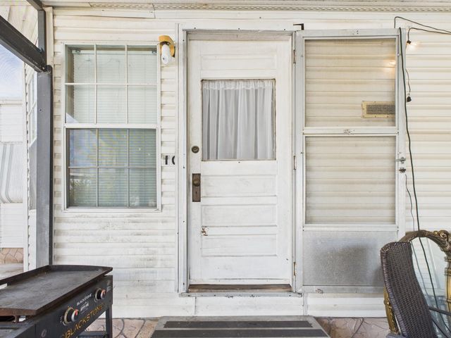 102 NE 8th Avenue, Okeechobee, FL 34972