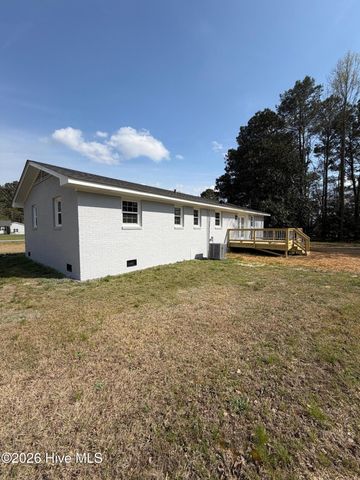 1395 Capps Bridge Road SW, Pikeville, NC 27863