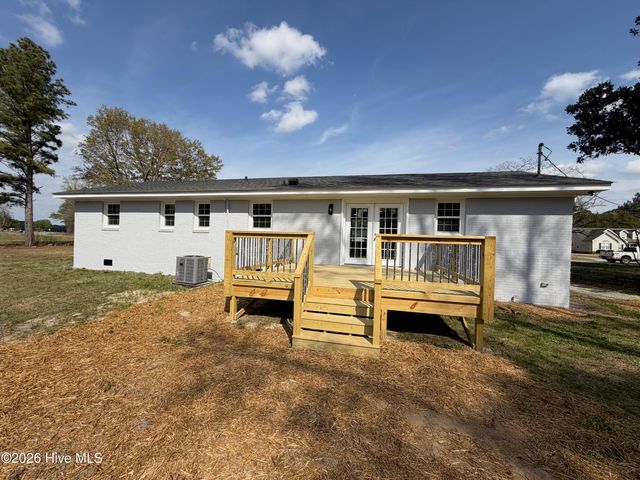1395 Capps Bridge Road SW, Pikeville, NC 27863