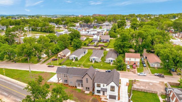 1741 17th Ave, N, Nashville, TN 37208