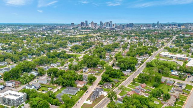 1741 17th Ave, N, Nashville, TN 37208