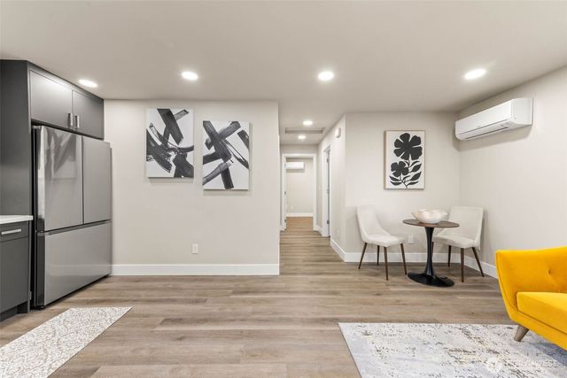 1411 26th Avenue, Seattle, WA 98122