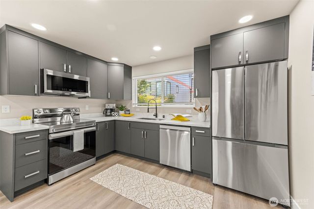1411 26th Avenue, Seattle, WA 98122