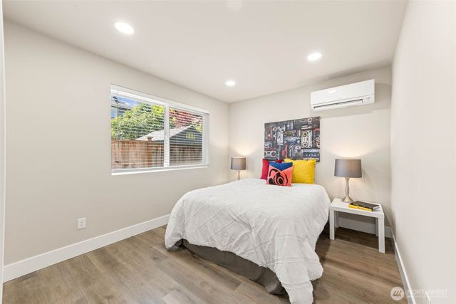 1411 26th Avenue, Seattle, WA 98122