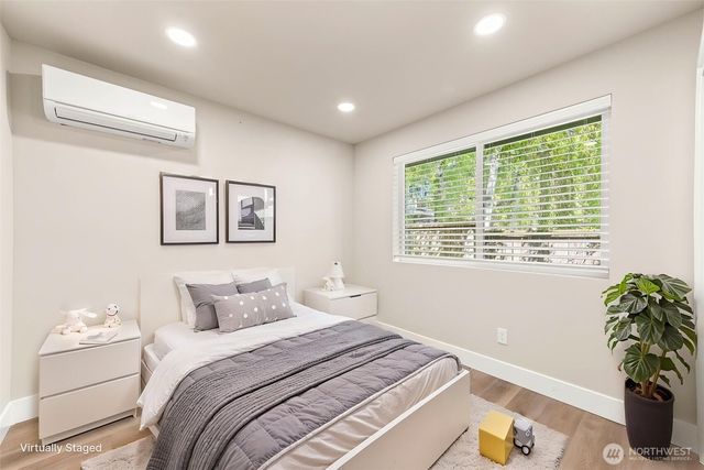 1411 26th Avenue, Seattle, WA 98122