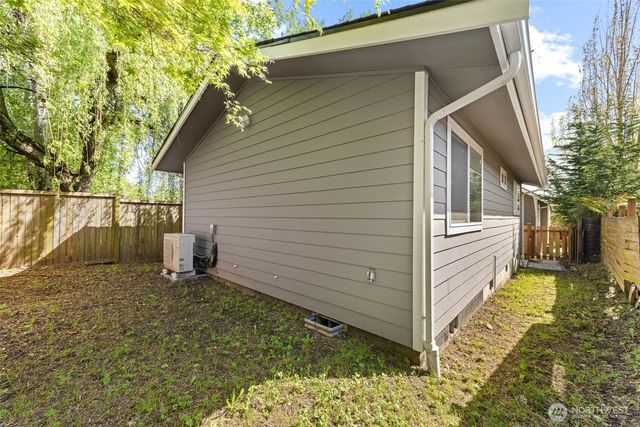 1411 26th Avenue, Seattle, WA 98122