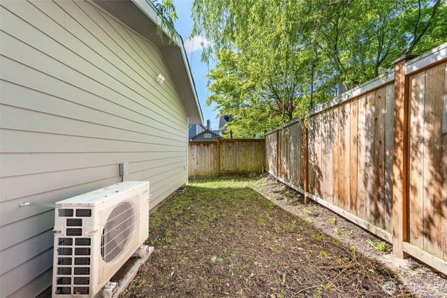 1411 26th Avenue, Seattle, WA 98122