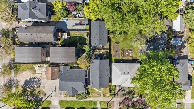 1411 26th Avenue, Seattle, WA 98122