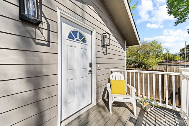 1411 26th Avenue, Seattle, WA 98122