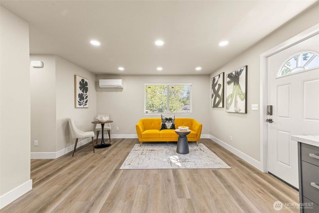 1411 26th Avenue, Seattle, WA 98122