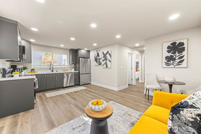 1411 26th Avenue, Seattle, WA 98122