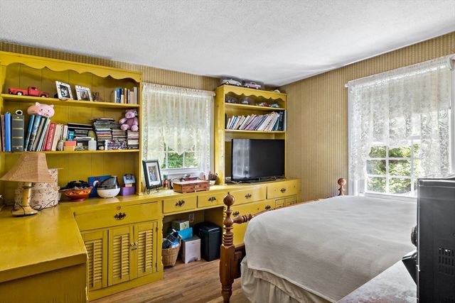 100 D Dr., Westport, MA 02790