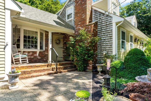 100 D Dr., Westport, MA 02790