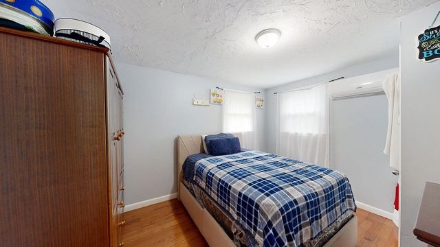146 Fremont St, Taunton, MA 02780