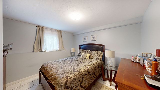146 Fremont St, Taunton, MA 02780