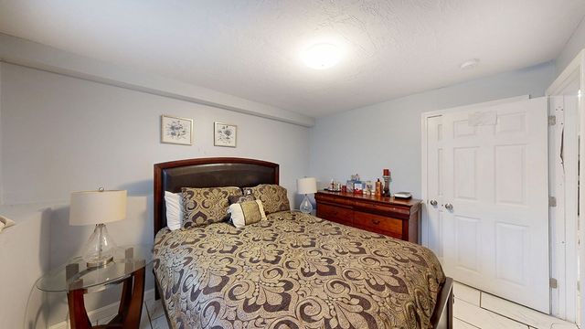 146 Fremont St, Taunton, MA 02780