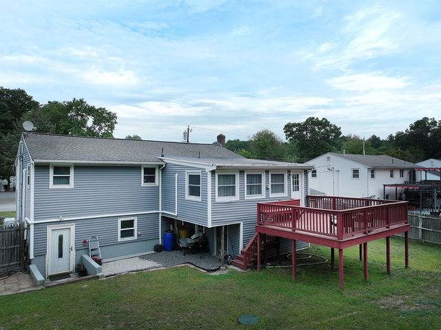 146 Fremont St, Taunton, MA 02780