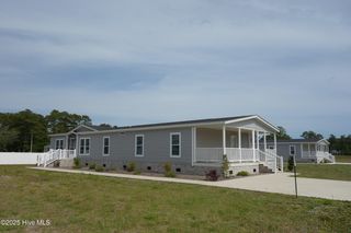 925 Willow Place, Calabash, NC 28467