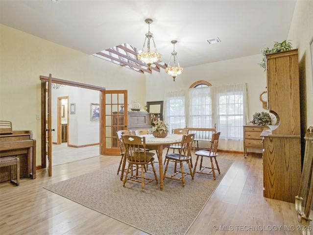 5792 W Lain Lake Road, Atoka, OK 74525