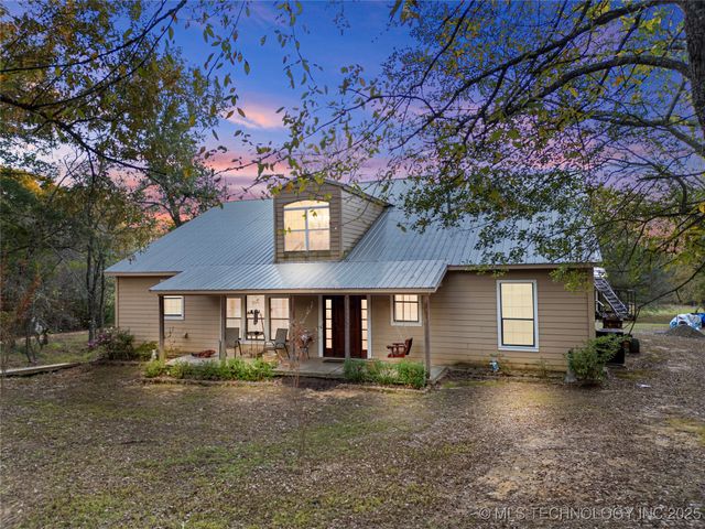 5792 W Lain Lake Road, Atoka, OK 74525