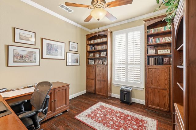 8813 Cypress Creek Road, Lantana, TX 76226
