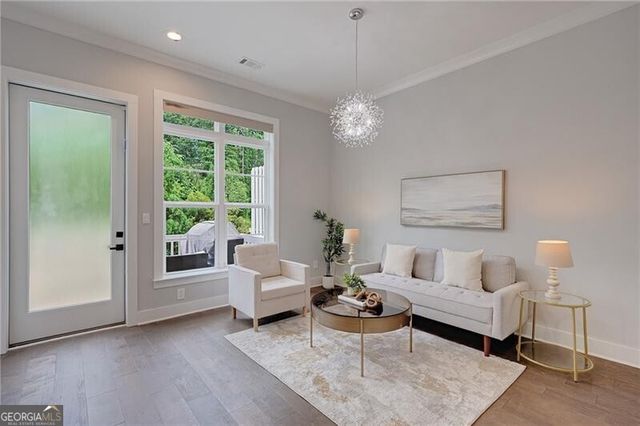 2075 Parkside Lane 8, Roswell, GA 30076