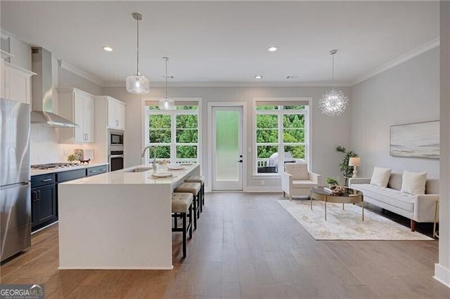 2075 Parkside Lane 8, Roswell, GA 30076