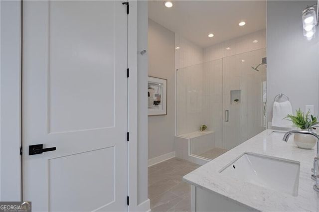 2075 Parkside Lane 8, Roswell, GA 30076