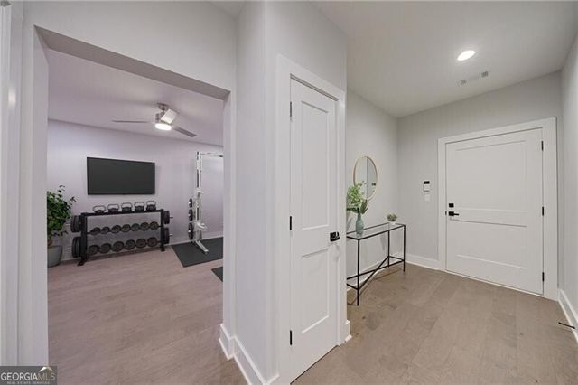 2075 Parkside Lane 8, Roswell, GA 30076
