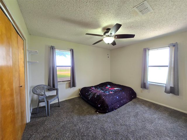 1495 W Bayshore Drive, Palacios, TX 77465