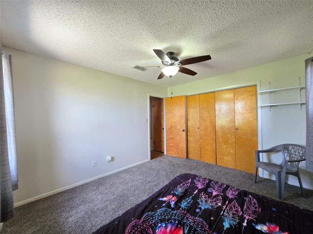 1495 W Bayshore Drive, Palacios, TX 77465