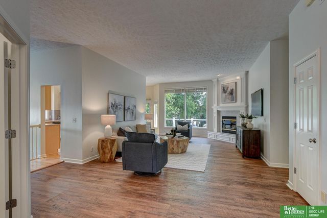 11426 Iowa Circle, Omaha, NE 68142