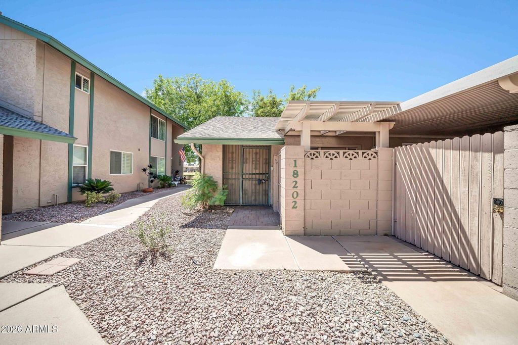 18202 N 45TH Avenue, Glendale, AZ 85308