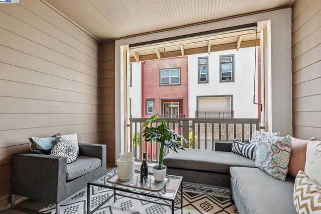 1815 Balsa St, Alameda, CA 94501